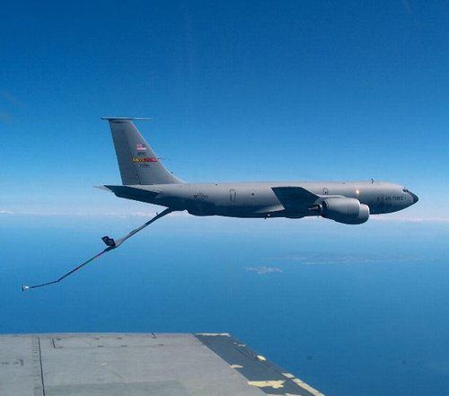 　資料圖：美軍KC-135加油機(jī)。