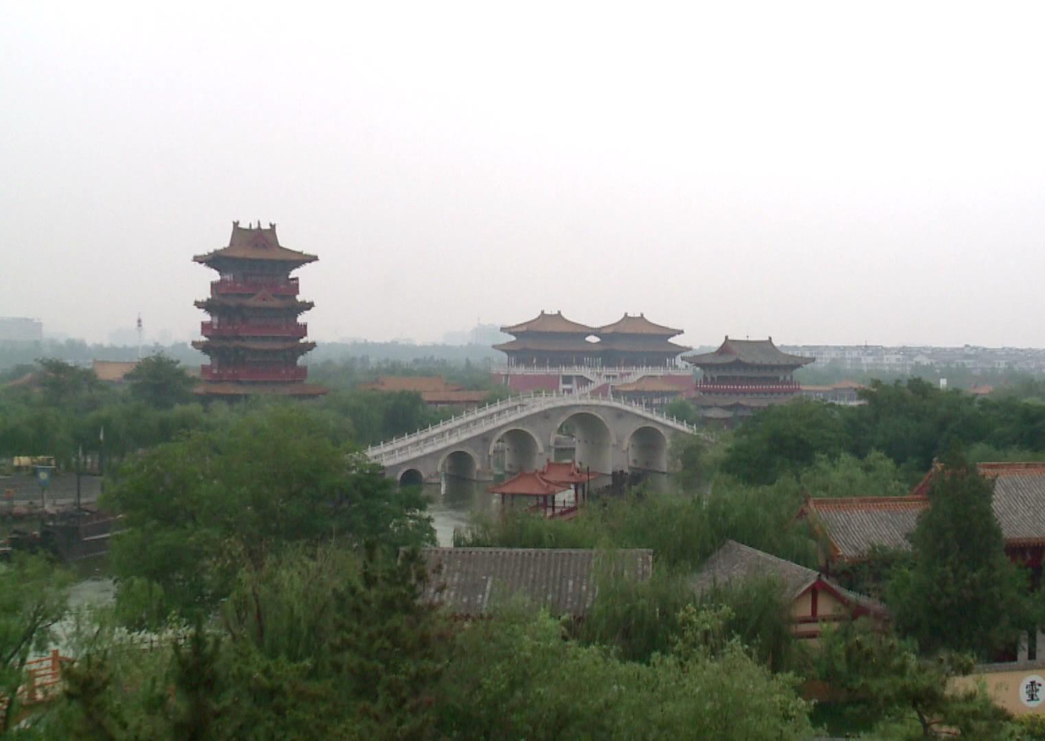 舒婷、鄭愁予等詩(shī)人齊聚開(kāi)封話端午