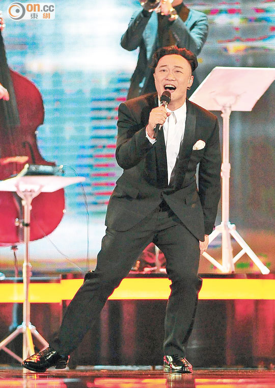 陳奕迅不負眾望，終于榮登金曲歌王寶座。