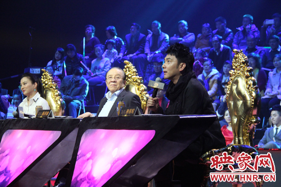李玲玉、楊洪基、林依輪三位明星評(píng)委