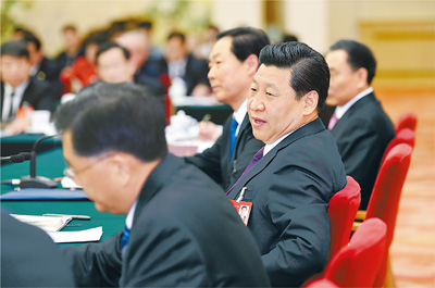 2014年3月9日，習(xí)近平參加十二屆全國(guó)人大二次會(huì)議安徽代表團(tuán)的審議。